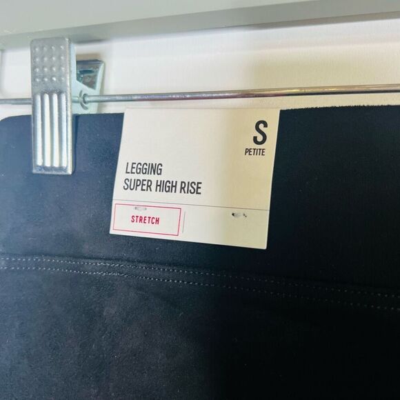 Express Black Soft Microsuede Feel Super High Rise Stretch Leggings NWT! - Picture 12 of 12